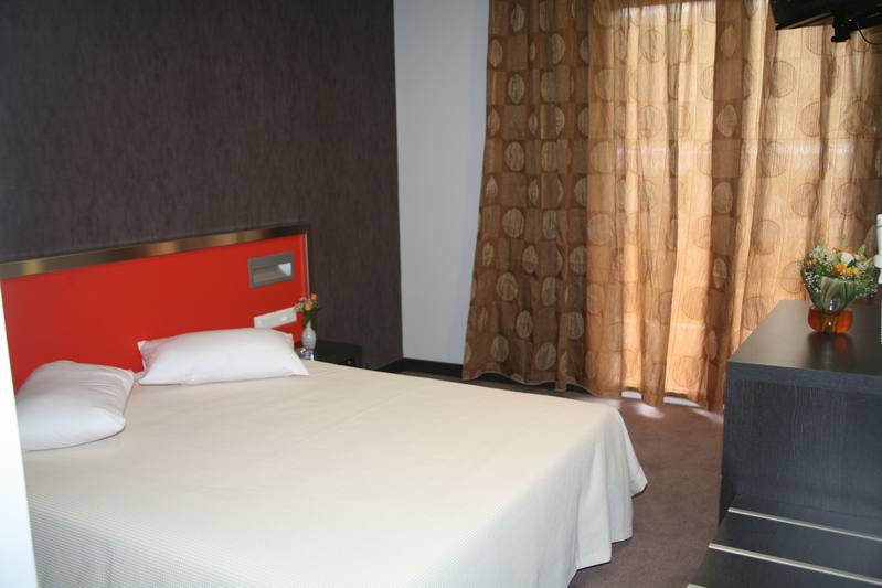 Hotel Des Roses Athen Zimmer foto